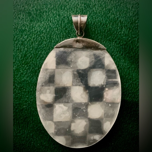 Vintage Pearl Checkerboard 3” Pendant. - Picture 2 of 2